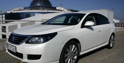 Renault Latitude 2.0 dCi FAP 175KM 129kW 2011-2015