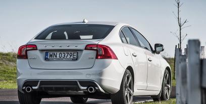 Volvo S60 II Sedan 3.0 T6 304KM 224kW 2010-2013