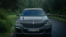 BMW 745Le 3.0 394 KM - galeria redakcyjna - widok z przodu