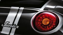 Alfa Romeo MiTo Junior (2015) - prawy tylny reflektor - włączony