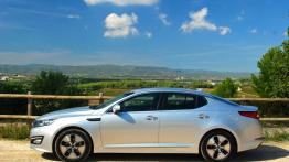 Kia Optima 2.0 DOHC HYBRID 190KM - galeria redakcyjna - lewy bok