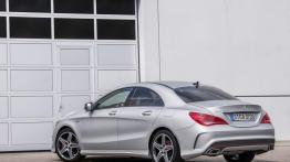 Mercedes CLA 250 Sport (2013) - widok z tyłu