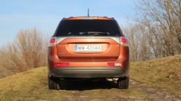 Mitsubishi Outlander III 2.2 DI-D - galeria redakcyjna - widok z tyłu