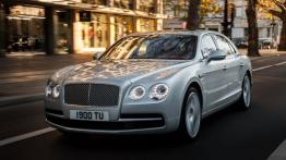 Bentley Flying Spur V8 (2014) - widok z przodu