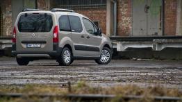 Citroen Berlingo II Combi 1.6 HDI FAP 110KM - galeria redakcyjna - widok z tyłu