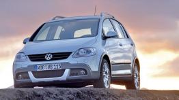 Volkswagen Cross Golf - widok z przodu