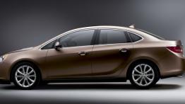 Buick Verano - lewy bok