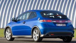 Honda Civic Type-S - lewy bok