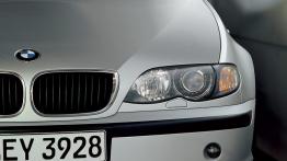 BMW Seria 3 E46 Sedan - widok z przodu