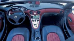 Maserati Spyder - pełny panel przedni