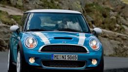 Mini Cooper S 2007 - widok z przodu