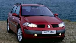 Renault Megane Grandtour - przód - reflektory włączone