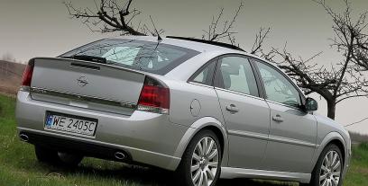 Opel Vectra C Hatchback 2.2 ECOTEC 147KM 108kW 2002-2005