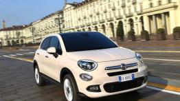 Fiat 500X Lounge (2015) - widok z przodu