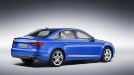 Audi A4 B9 Sedan (2016) - prawy bok