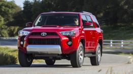 Toyota 4Runner V Facelifting (2014) - widok z przodu