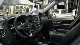 Mercedes Vito III Tourer Base 119 BlueTEC (2014) - pełny panel przedni