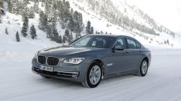 BMW serii 7 xDrive Facelifting - widok z przodu