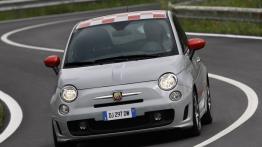 Fiat 500 Abarth - widok z przodu