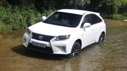 Lexus RX 450h F Sport - widok z przodu