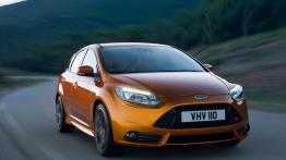 Ford Focus ST Concept - widok z przodu