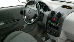 Chevrolet Kalos - pełny panel przedni