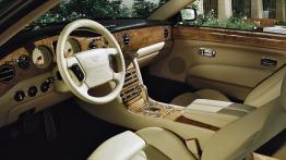 Bentley Azure 2006 - pełny panel przedni