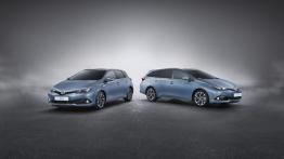 Toyota Auris II Touring Sports Facelifting Hybrid (2015) - prawy bok