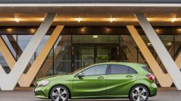 Mercedes A 220d 4MATIC (W 176 Facelifting) 2016 - lewy bok