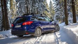 Ford Focus III Kombi Facelifting - galeria redakcyjna - prawy bok