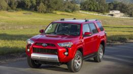 Toyota 4Runner V Facelifting (2014) - widok z przodu