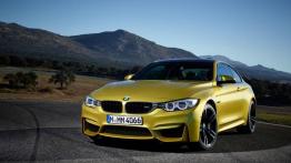 BMW M4 F82 Coupe (2014) - widok z przodu