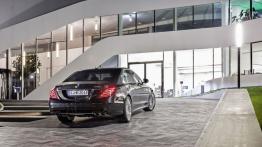 Mercedes S 65 AMG W222 (2014) - widok z tyłu