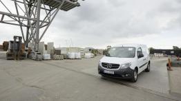 Mercedes Citan Furgon długi - widok z przodu