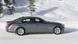 BMW serii 7 xDrive Facelifting - prawy bok