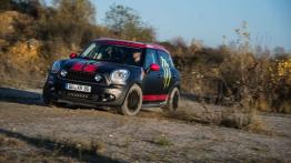 MINI Countryman off-road - widok z przodu