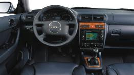 Audi A3 I - kokpit