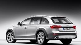 Audi A4 Allroad - widok z tyłu