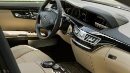 Mercedes Klasa S 63AMG 2010 - pełny panel przedni