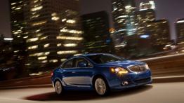 Buick Verano Turbo - prawy bok