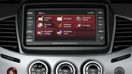 Mitsubishi L200 Facelifting - radio/cd/panel lcd