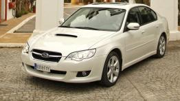 Subaru Legacy Sedan 2008 - widok z przodu