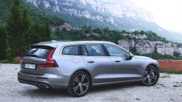 Volvo V60 – prawdziwe kombi powraca!