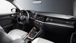 Audi A1 (2018) - widok ogólny wn?trza z przodu