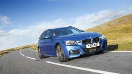 BMW 330d xDrive M Sport Touring (2016) - widok z przodu