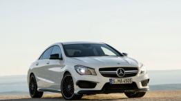 Mercedes CLA 45 AMG (2014) - widok z przodu