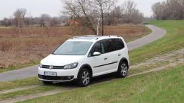 Volkswagen Cross Touran 2.0 TDI - pomieszanie z poplątaniem