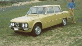 Alfa Romeo Giulia - zmysłowa, jak każda Julia