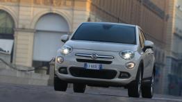 Fiat 500X Lounge (2015) - widok z przodu