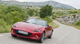 Mazda MX-5 IV Soul Red (2015) - widok z przodu